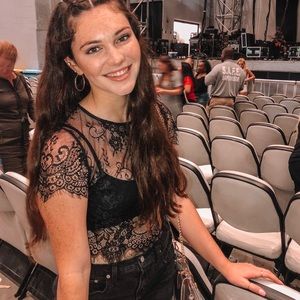 Forever 21 Lace Top